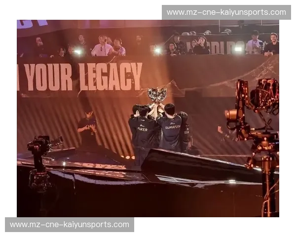 电竞看台:点燃每一次巅峰对决的观赛仪式感